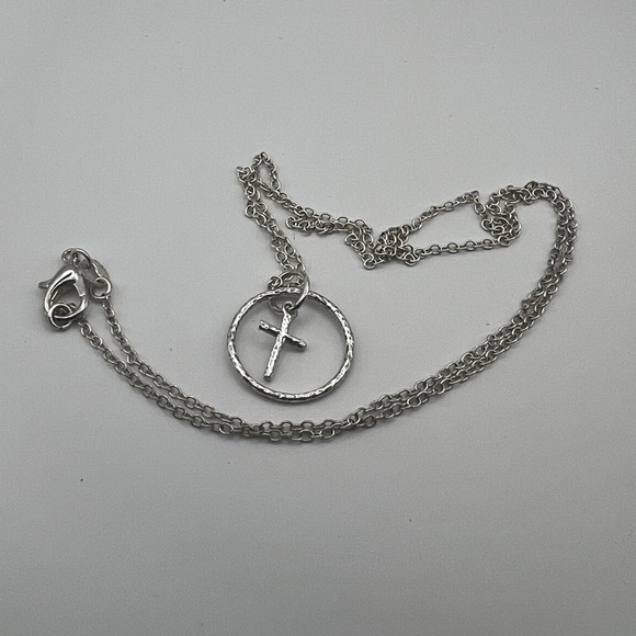 Sterling Silver 925 Textured Cross inside a textured ring - Picture 8 of 10